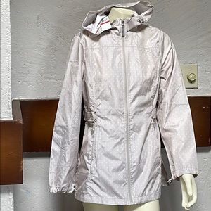 Jones New York- Rain Jacket sand w/dot